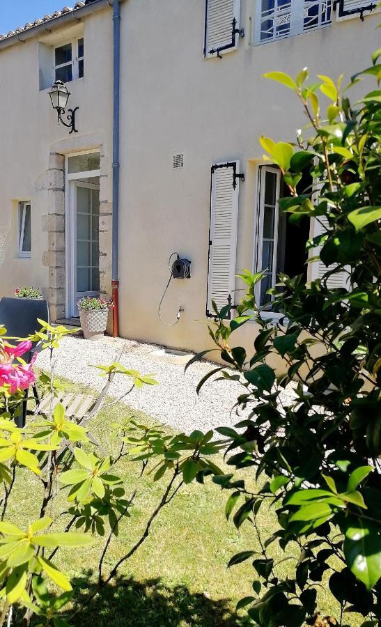 Le Gite Du Fou Logement 8 Pers 13Mn Puy Du Fou Saint-Amand-sur-Sevre Zewnętrze zdjęcie